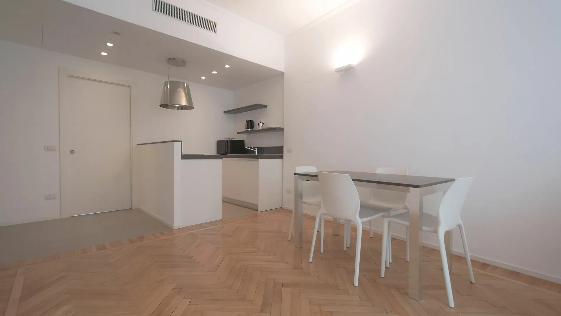 Aparthotel Brera Fiori Chiari Milan